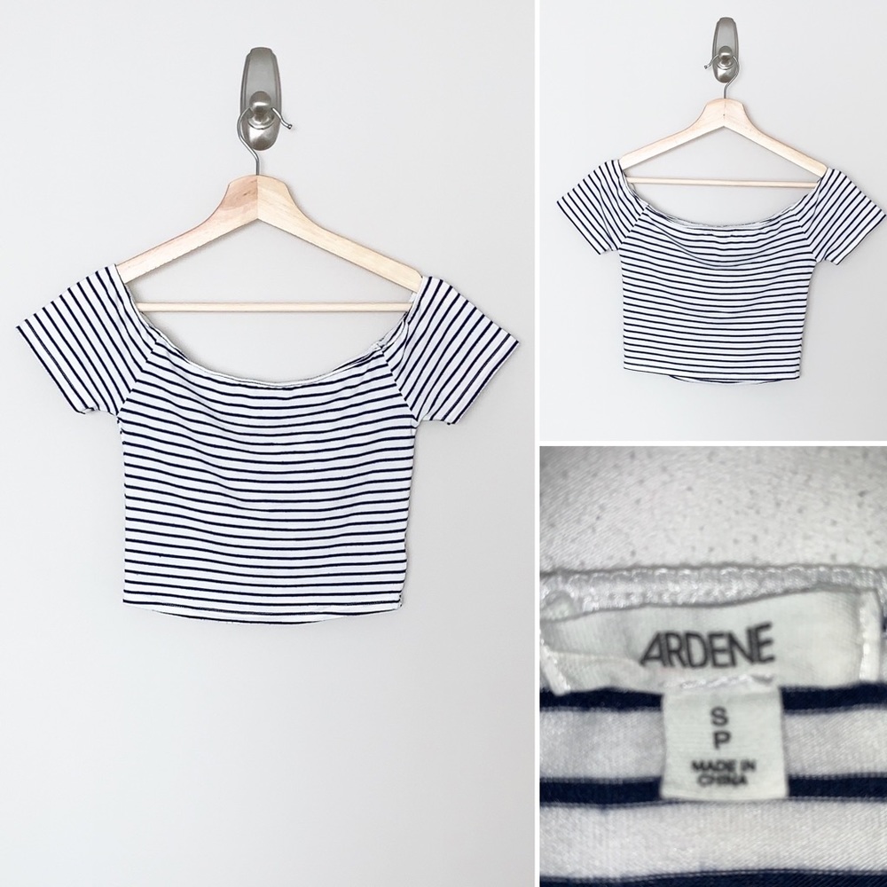 Ardene Navy/White Striped Cropped Tee - Small